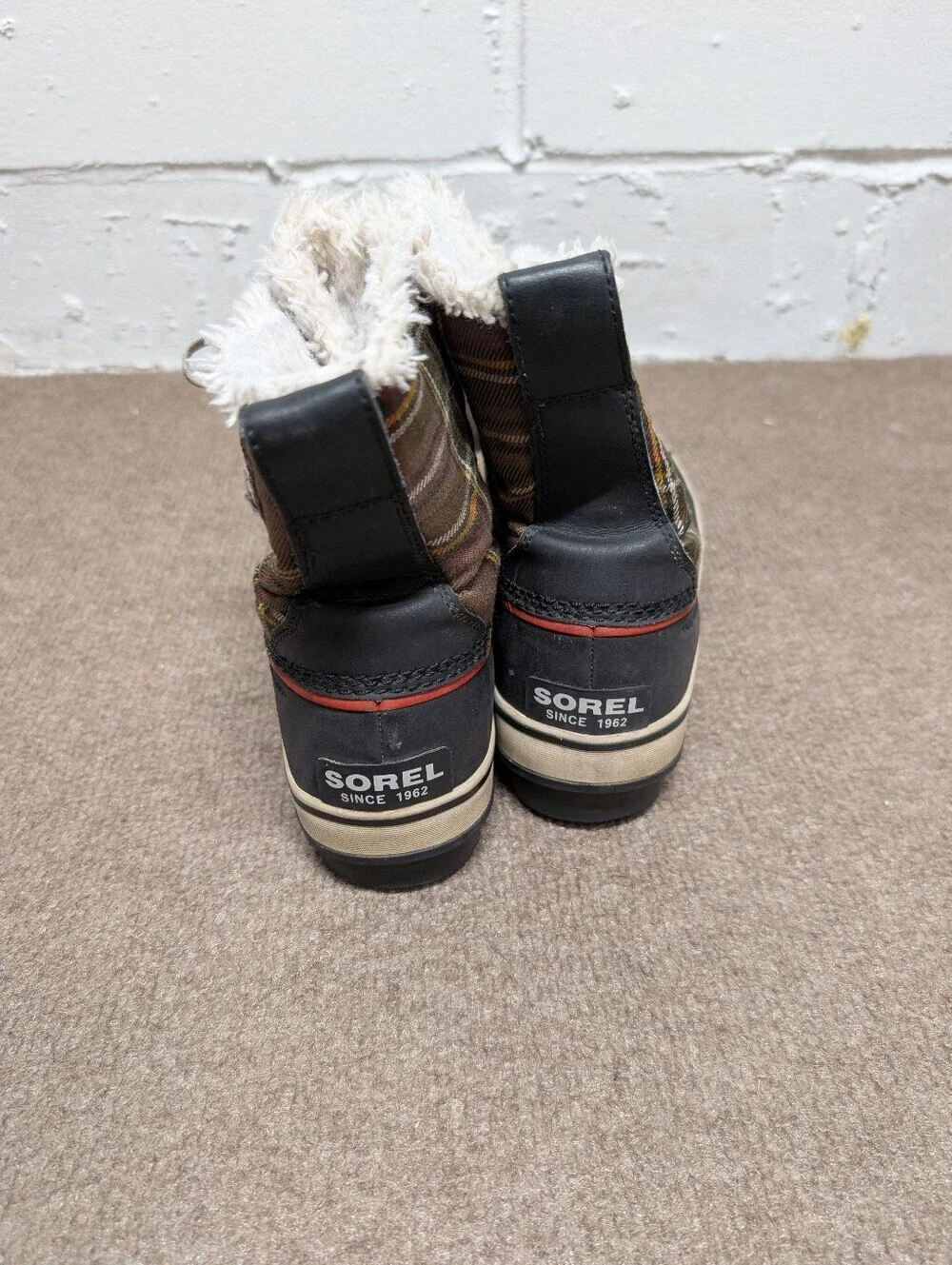 SOREL Women's Plaid Tivoli Duck Winter Snow Waterproof Boots (Size 10)